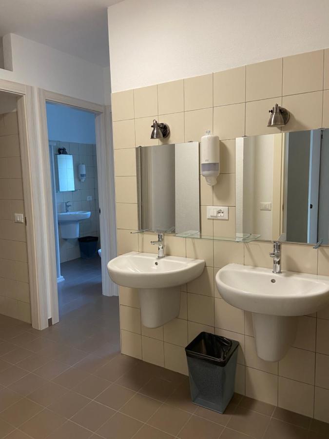 Hosthello Nus Hostel Buitenkant foto